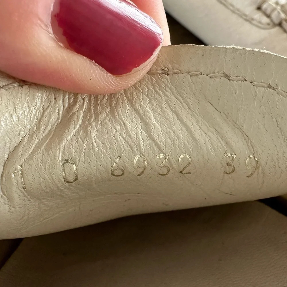 Prada Milan Italy Women’s 39 Cream‎ Leather driving Shoes Loafers Logo Designer - Picture 9 of 11